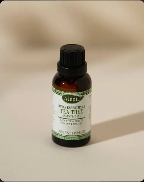 Ätherisches Öl Tea tree Alepia in Braunglasflasche mit 30 ml und schwarzem Verschluss