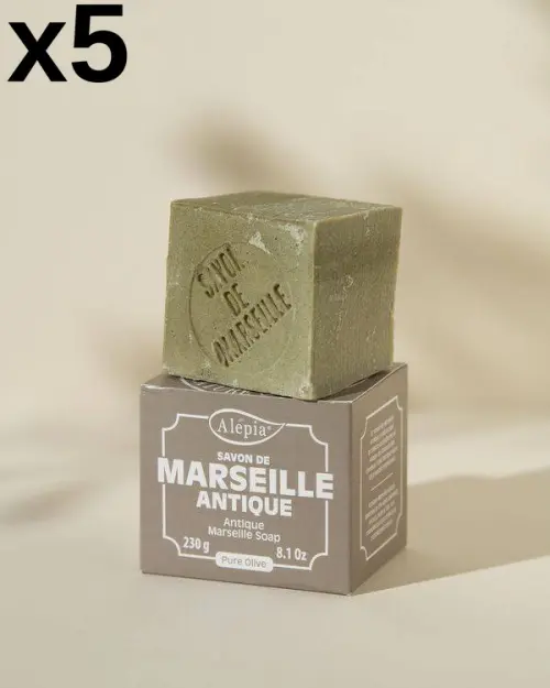 Marseiller Seife Antique Alepia im 5er-Set, olivgrüner Würfel auf seiner grauen Schachtel